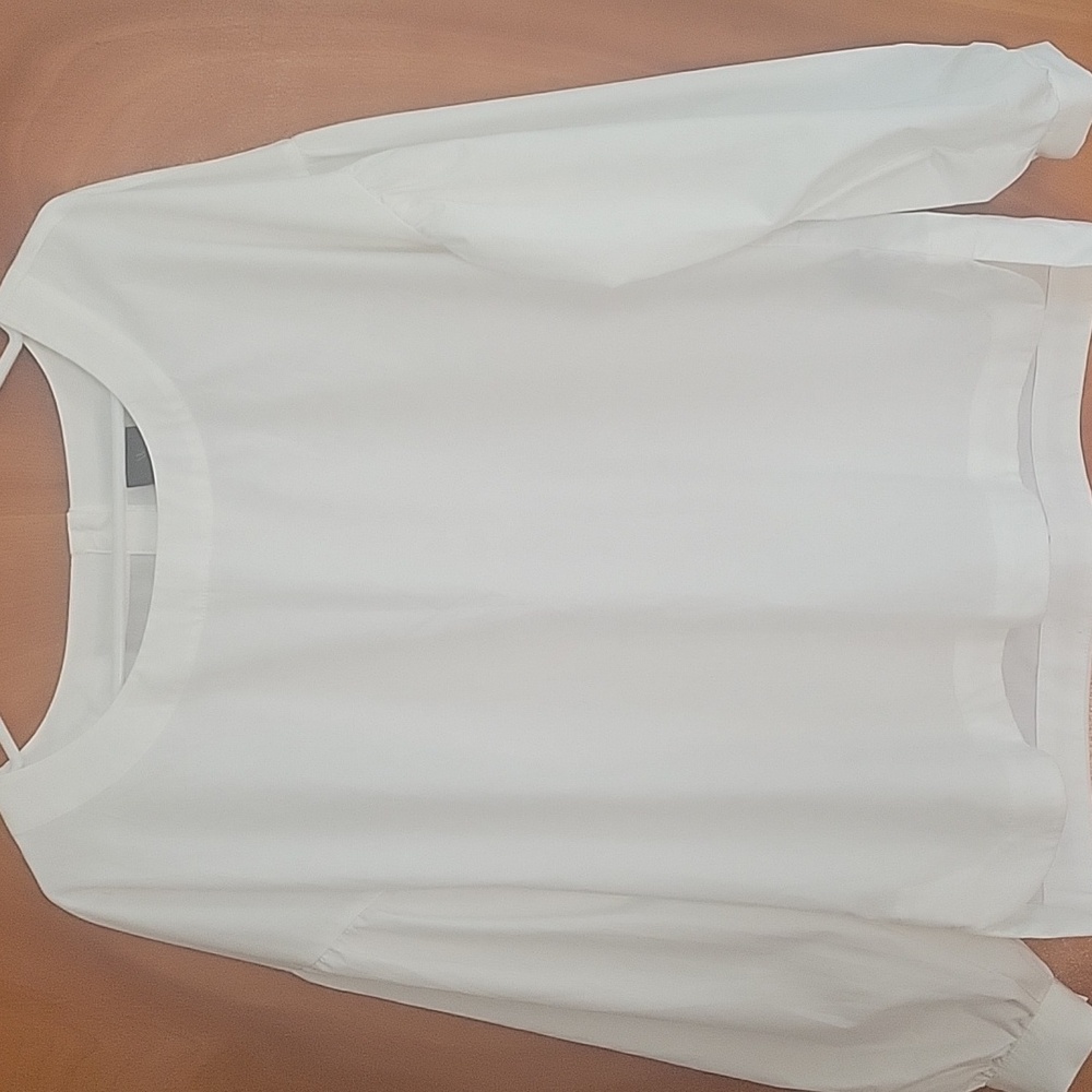WORTHINGTON LONG SLEEVED BLOUSE  M  WHITE